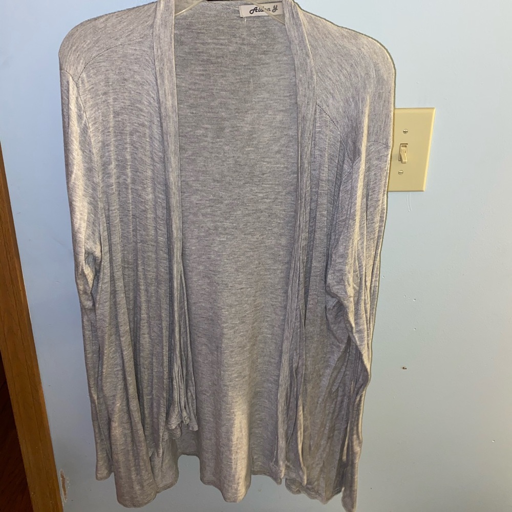 Grey cardigan